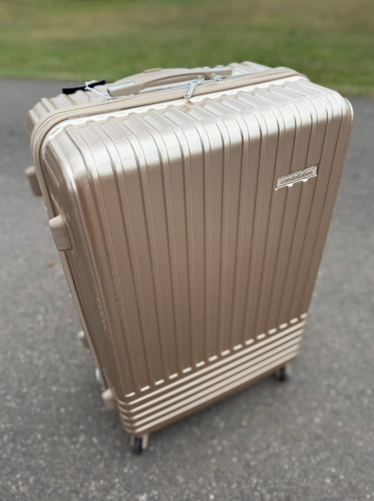 (2-3 days dispatch time)Create your own gold suitcase☁️✨💫