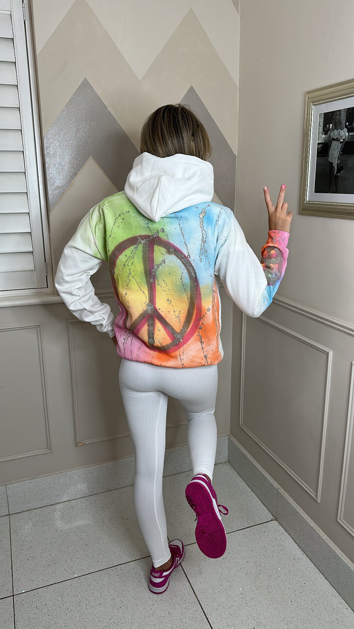 Rainbow peace jumper✌🏼🌴🥥🫶🏼