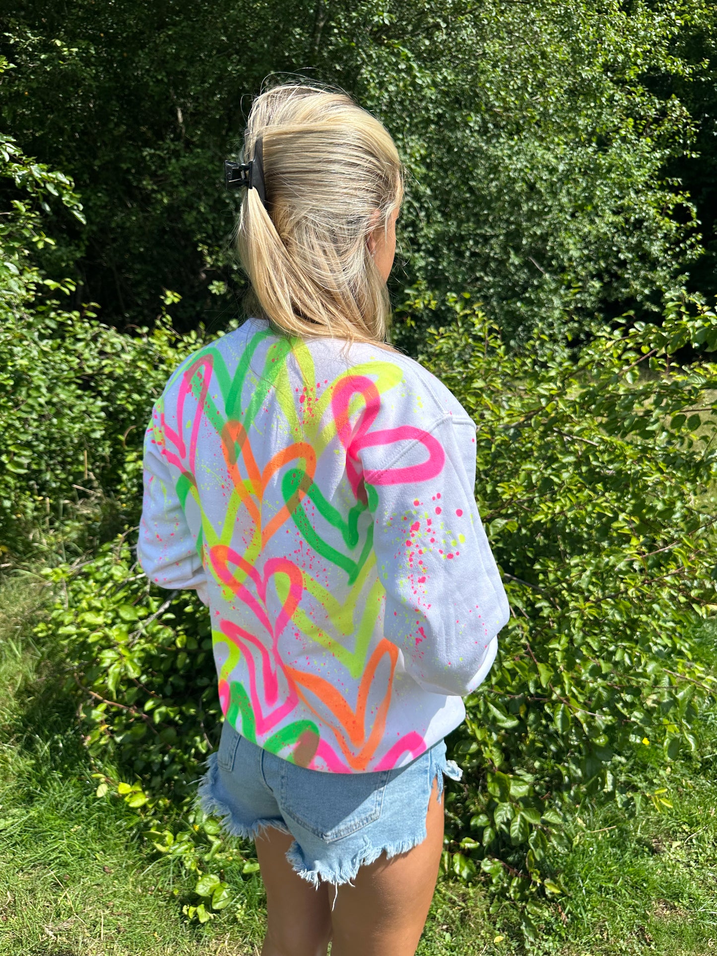 Neon heart round neck jumper🩷💚🪩🫶🏼