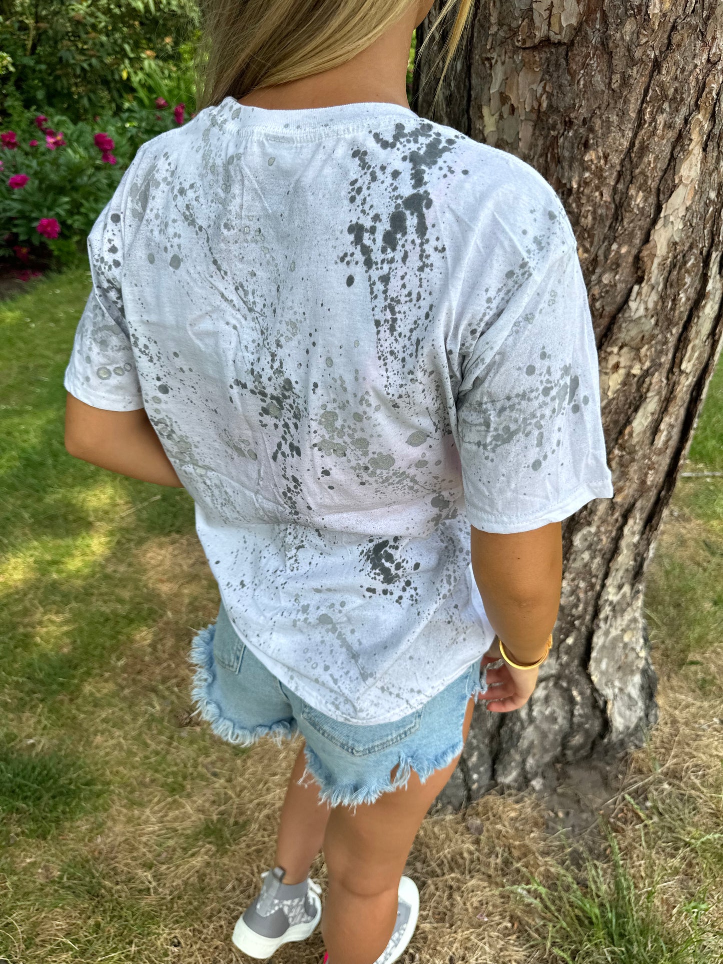 Grey splattered T-shirt🩵🪩🫶🏼