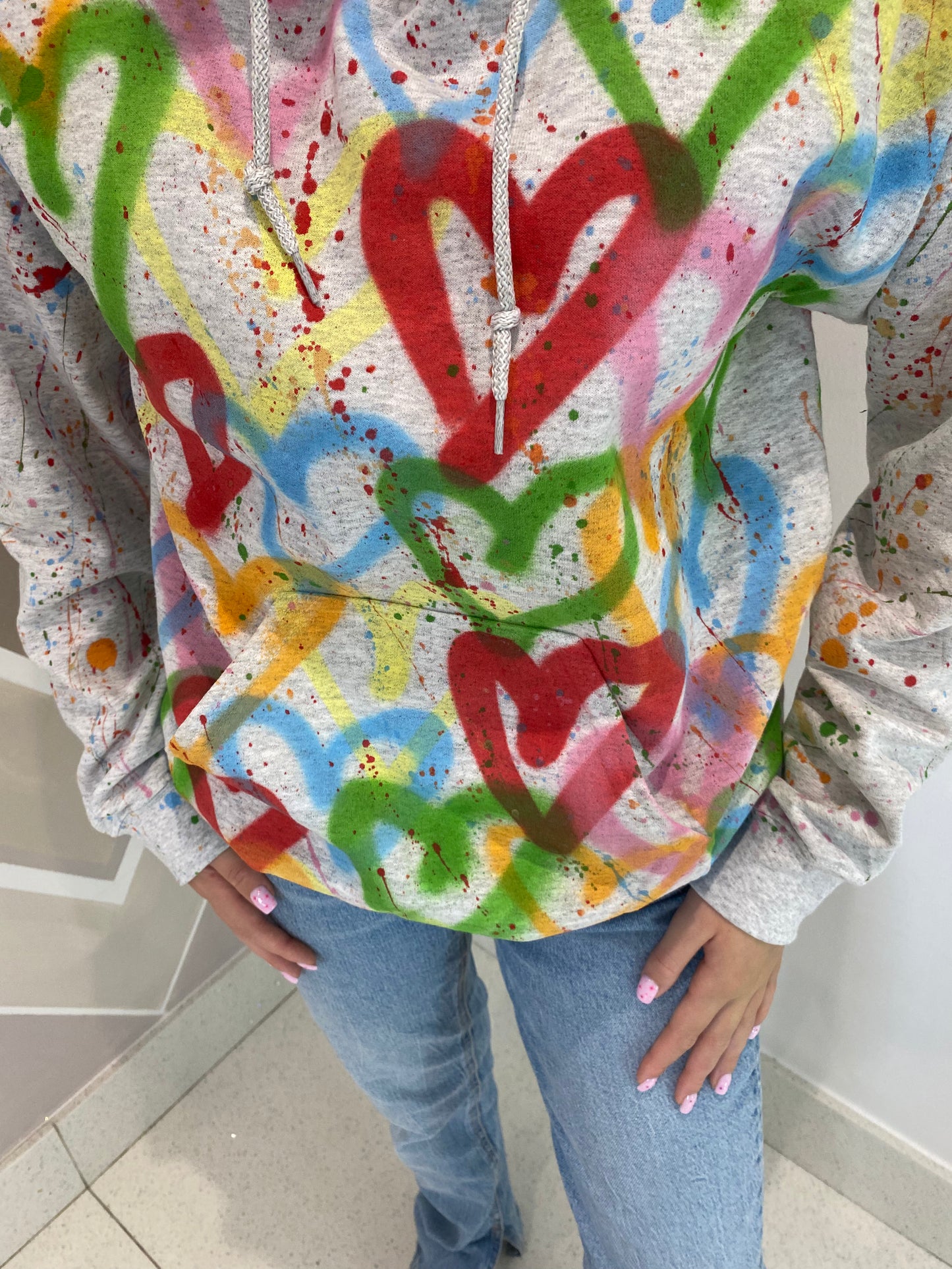 Rainbow hearts hoodie🌈