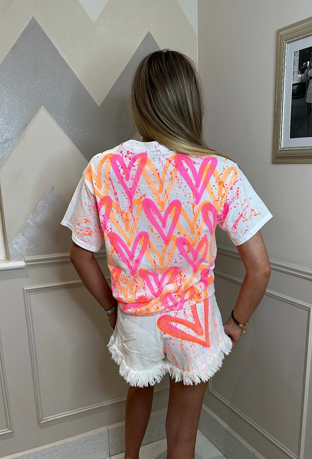 Neon heart T-shirt🧡💗