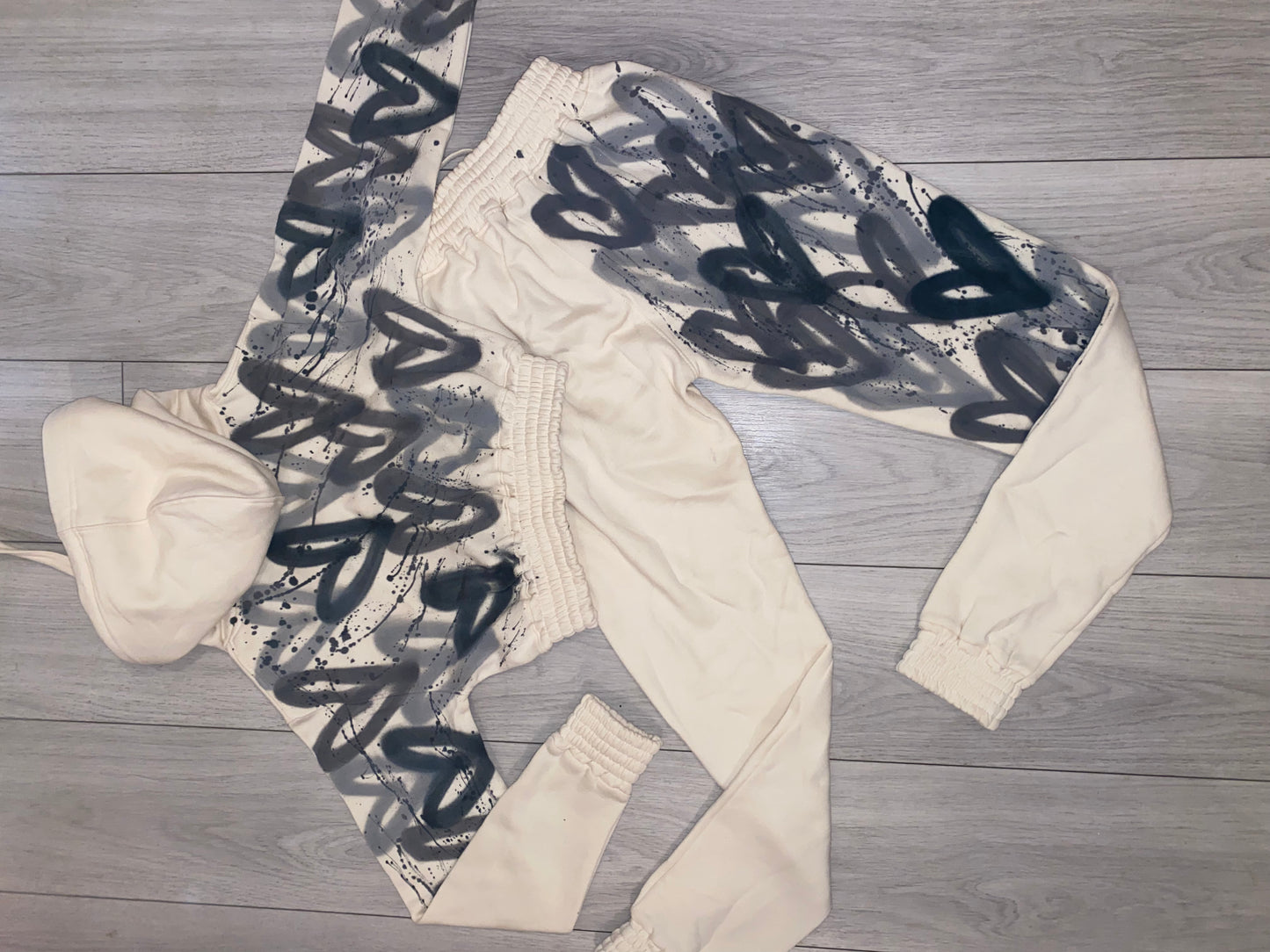 Grey heart tracksuit💫🤍