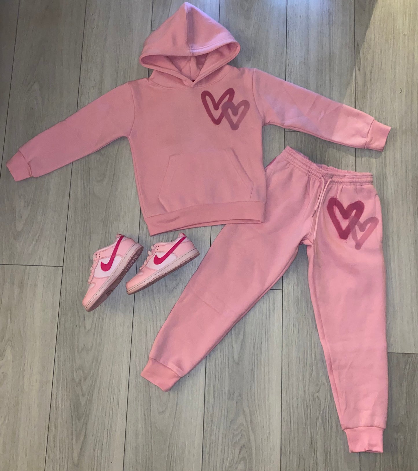 Kids pink love tracksuit💗