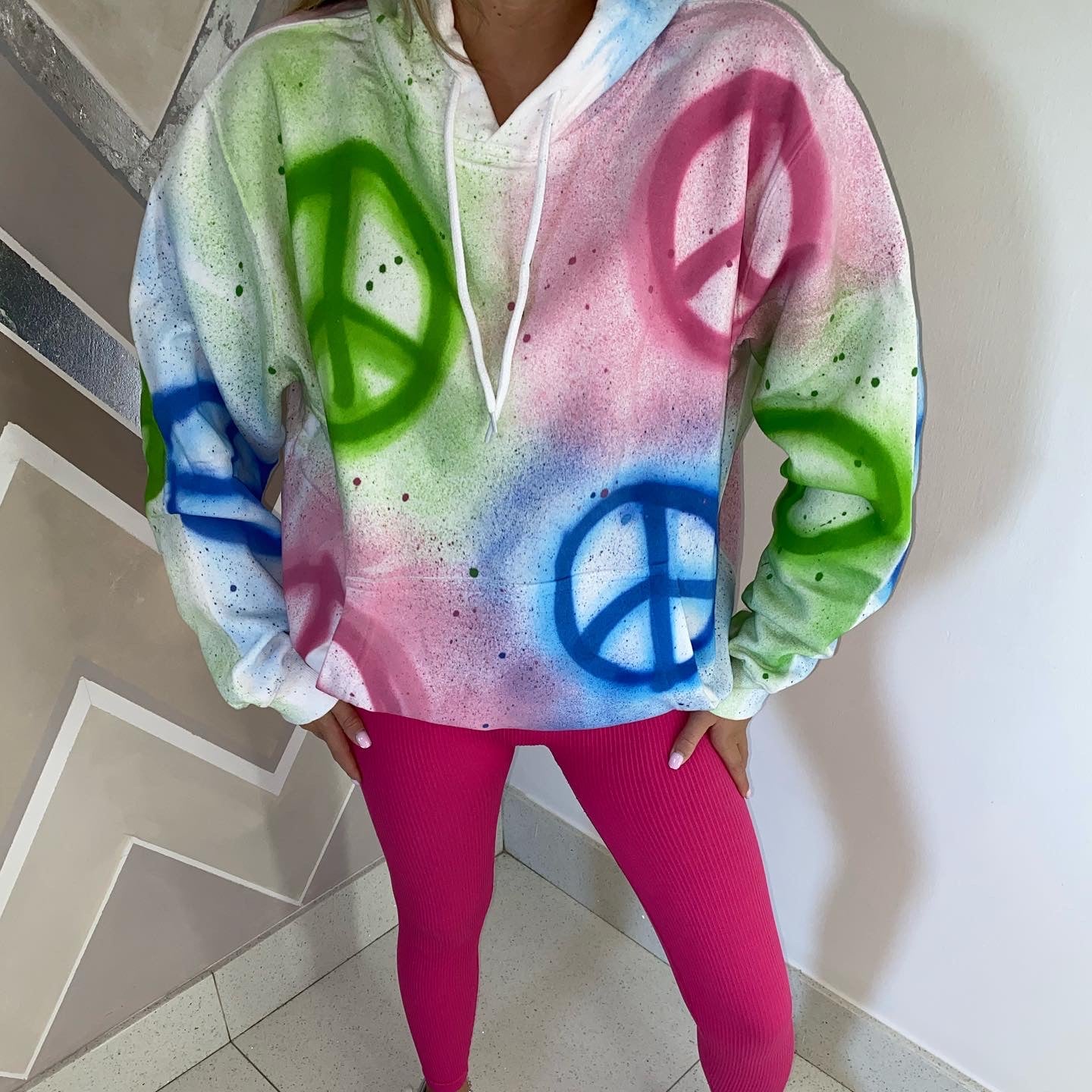 Peace multicoloured hoodie☮️💚💙