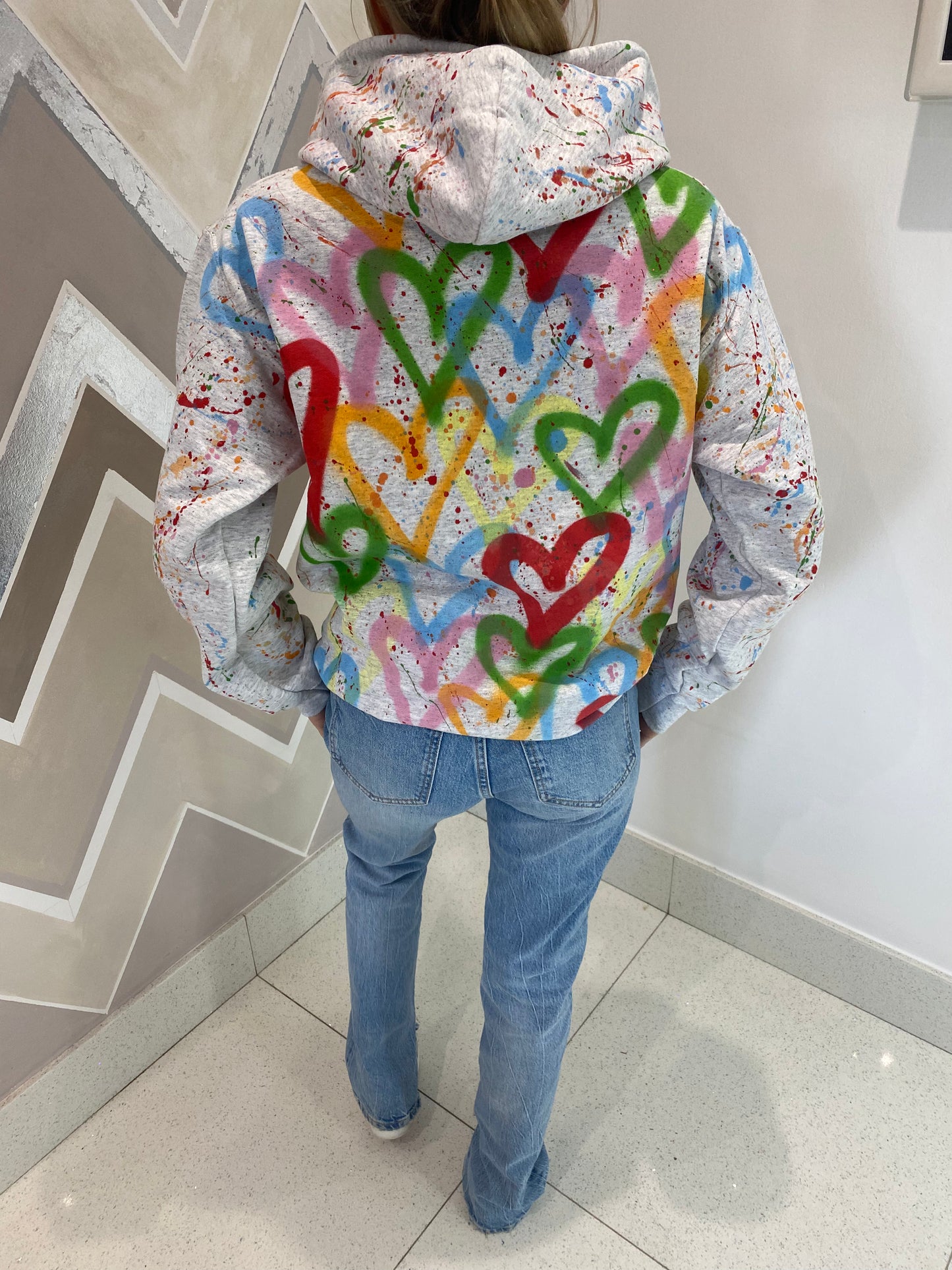 Rainbow hearts hoodie🌈